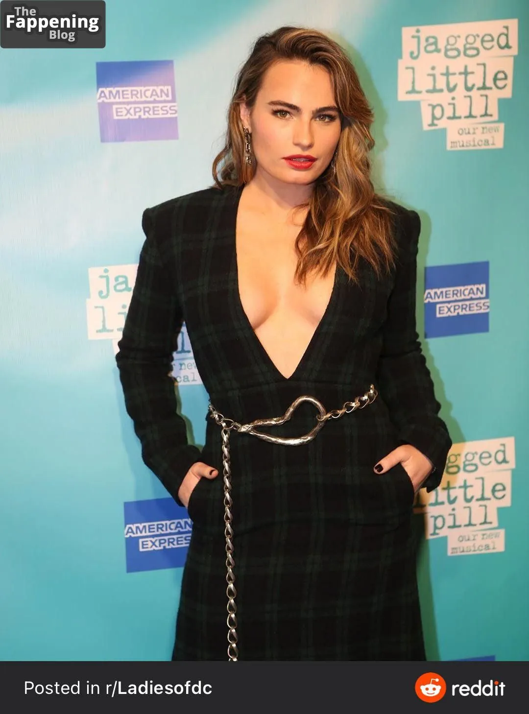 Kathryn Gallagher Sexy (9 Photos)