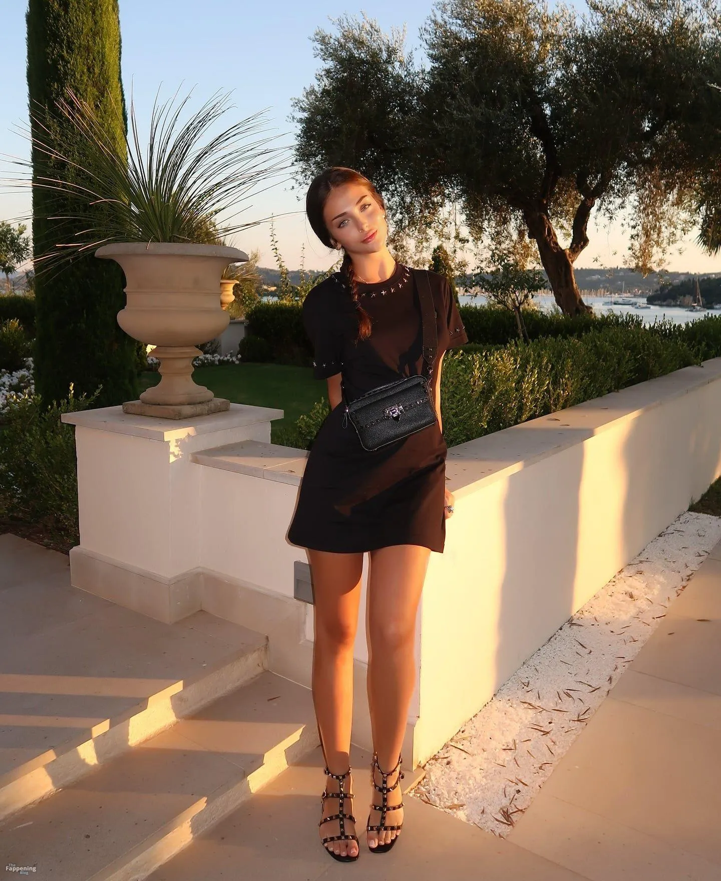 Andreea Bostanica Sexy (2 Photos)