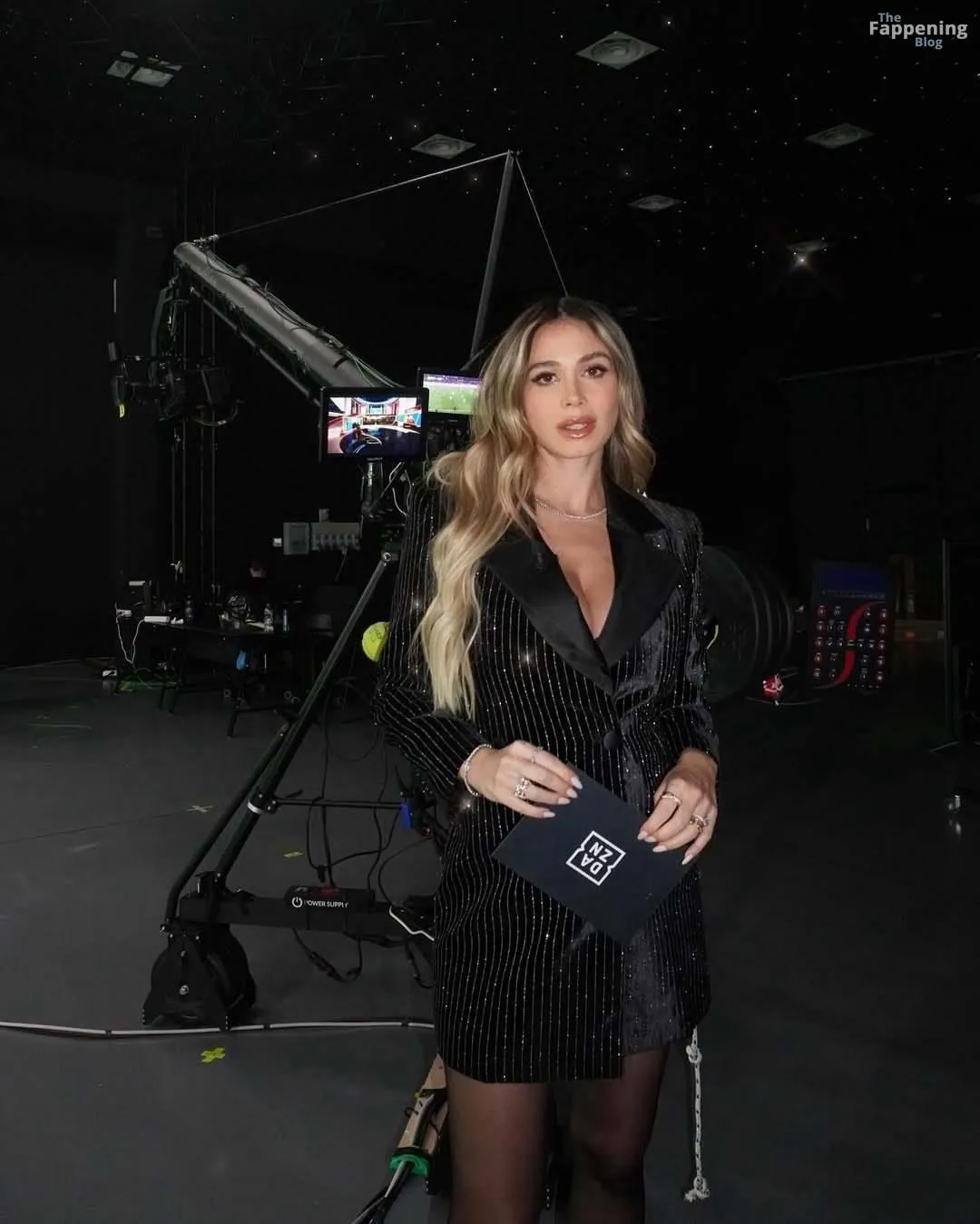 Diletta Leotta Shows Off Her Deep Cleavage and Sexy Legs in a Black Blazer (8 Photos)