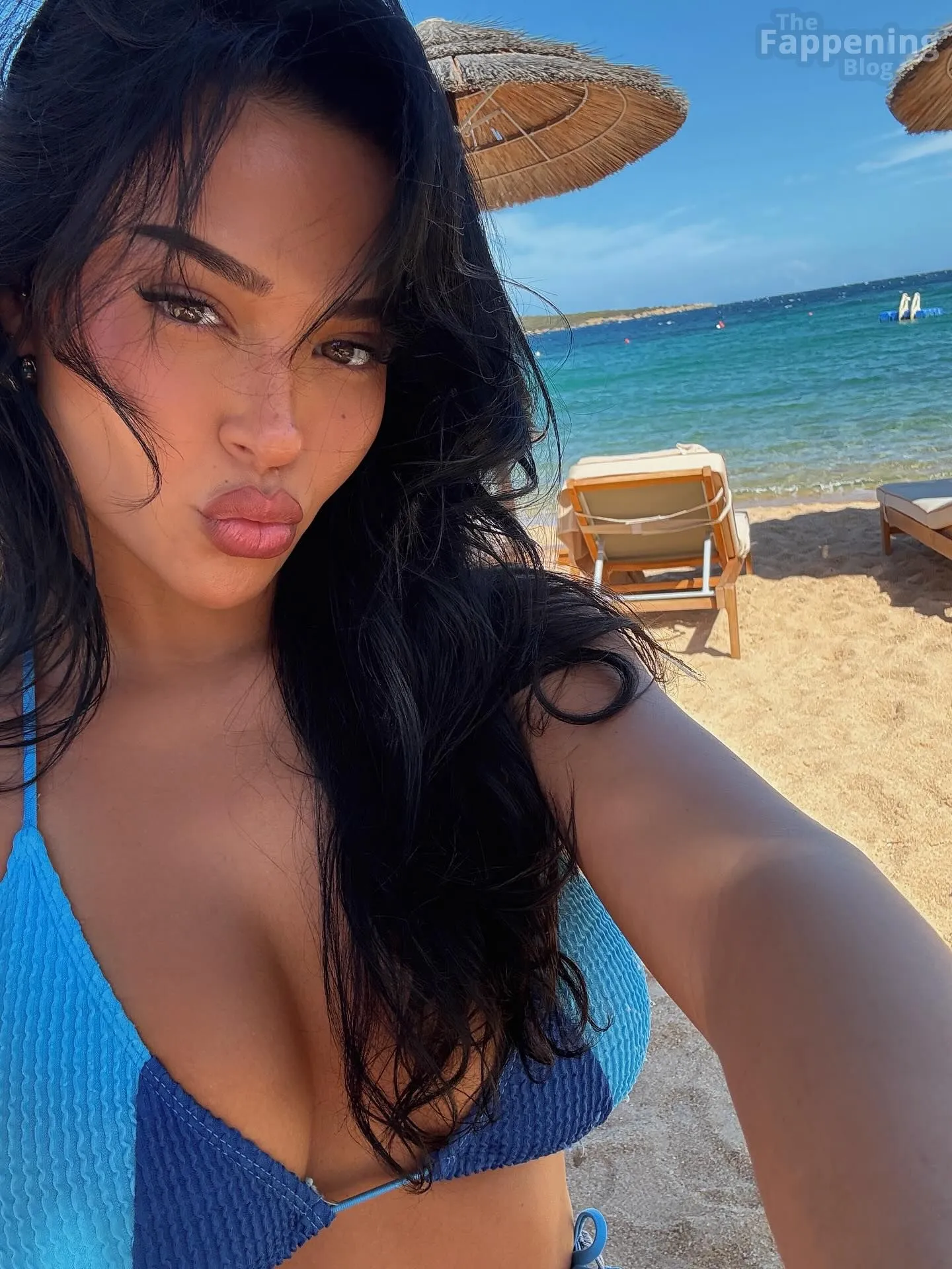 Ashlyn Castro Sexy Collection (90 Photos)