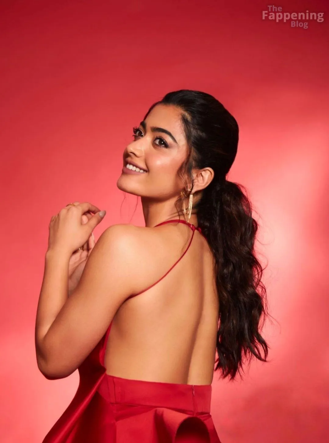 Rashmika Mandanna Sexy Collection (30 Photos)