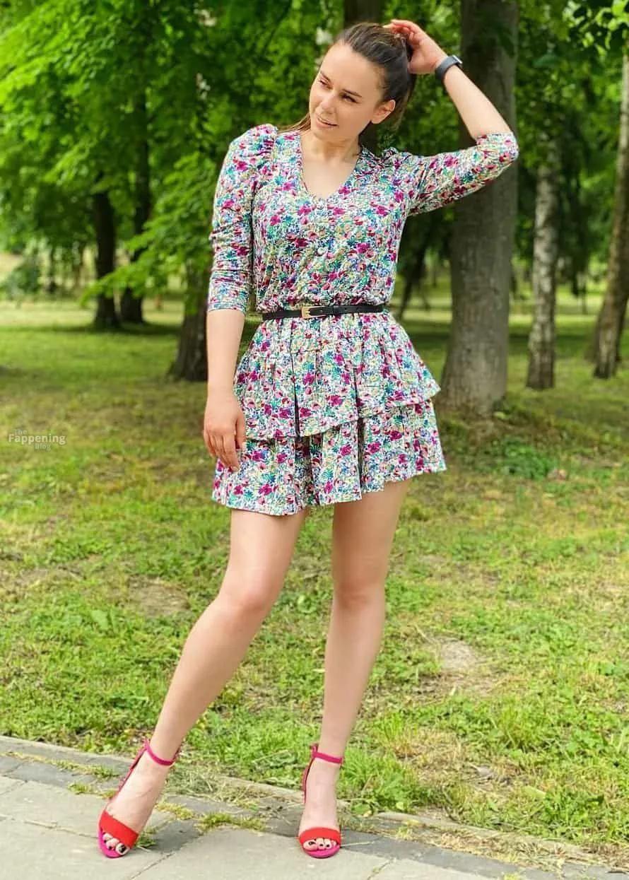 HeyHelen ASMR Sexy Collection (32 Photos)