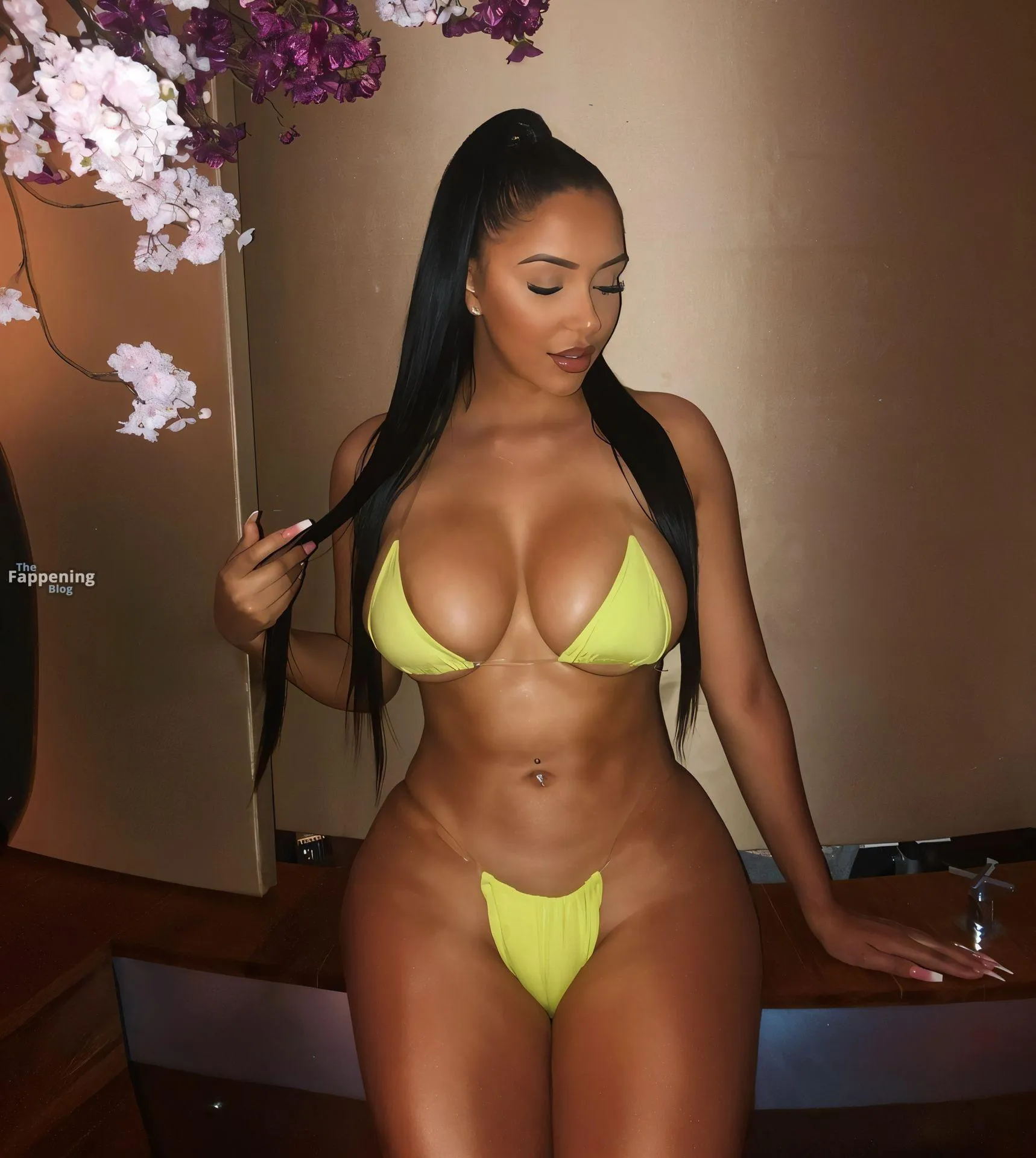 Kell Monte Sexy (16 Photos)