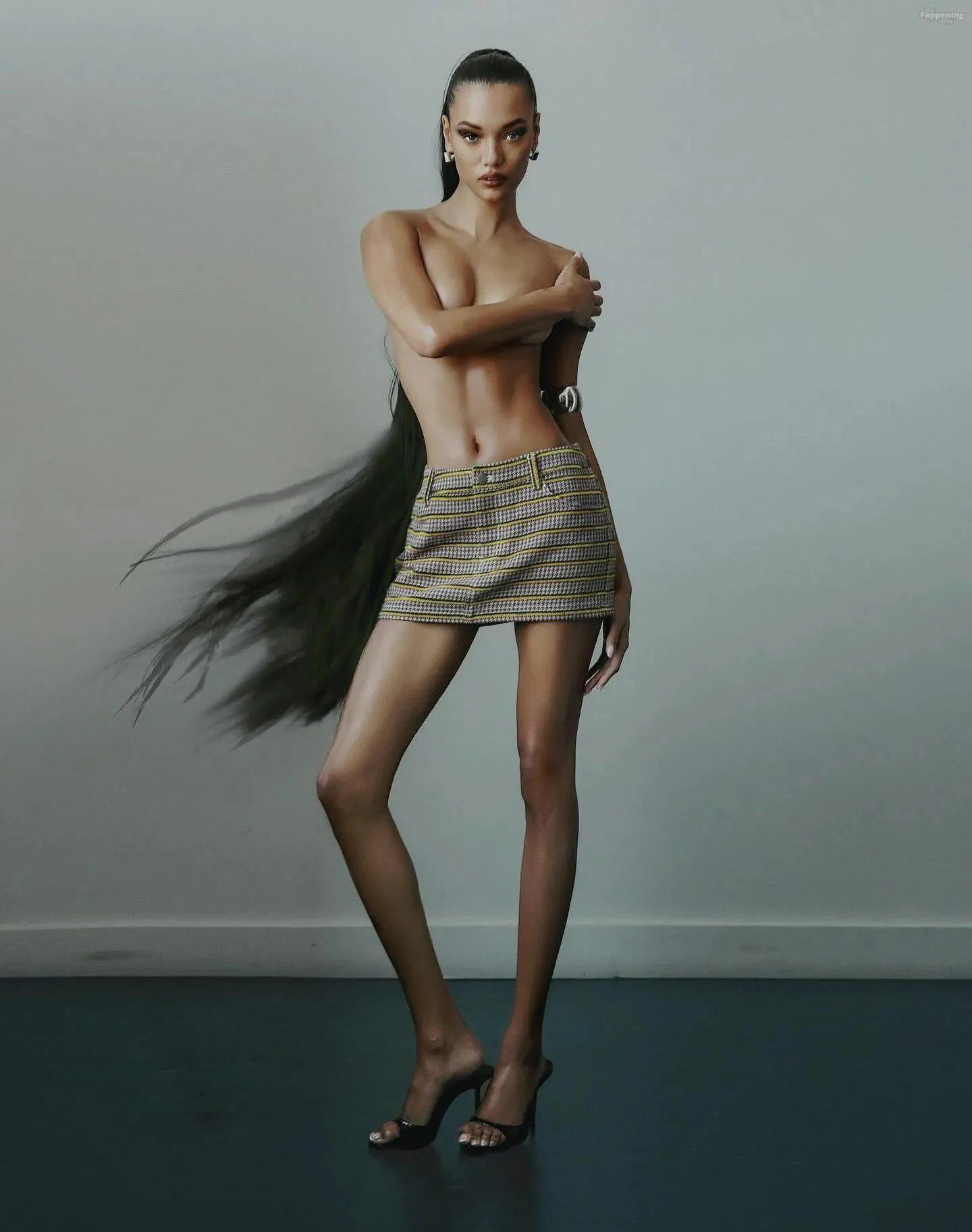 Lameka Fox Poses Naked in a Hot Shoot by Ace Amir (20 Photos)