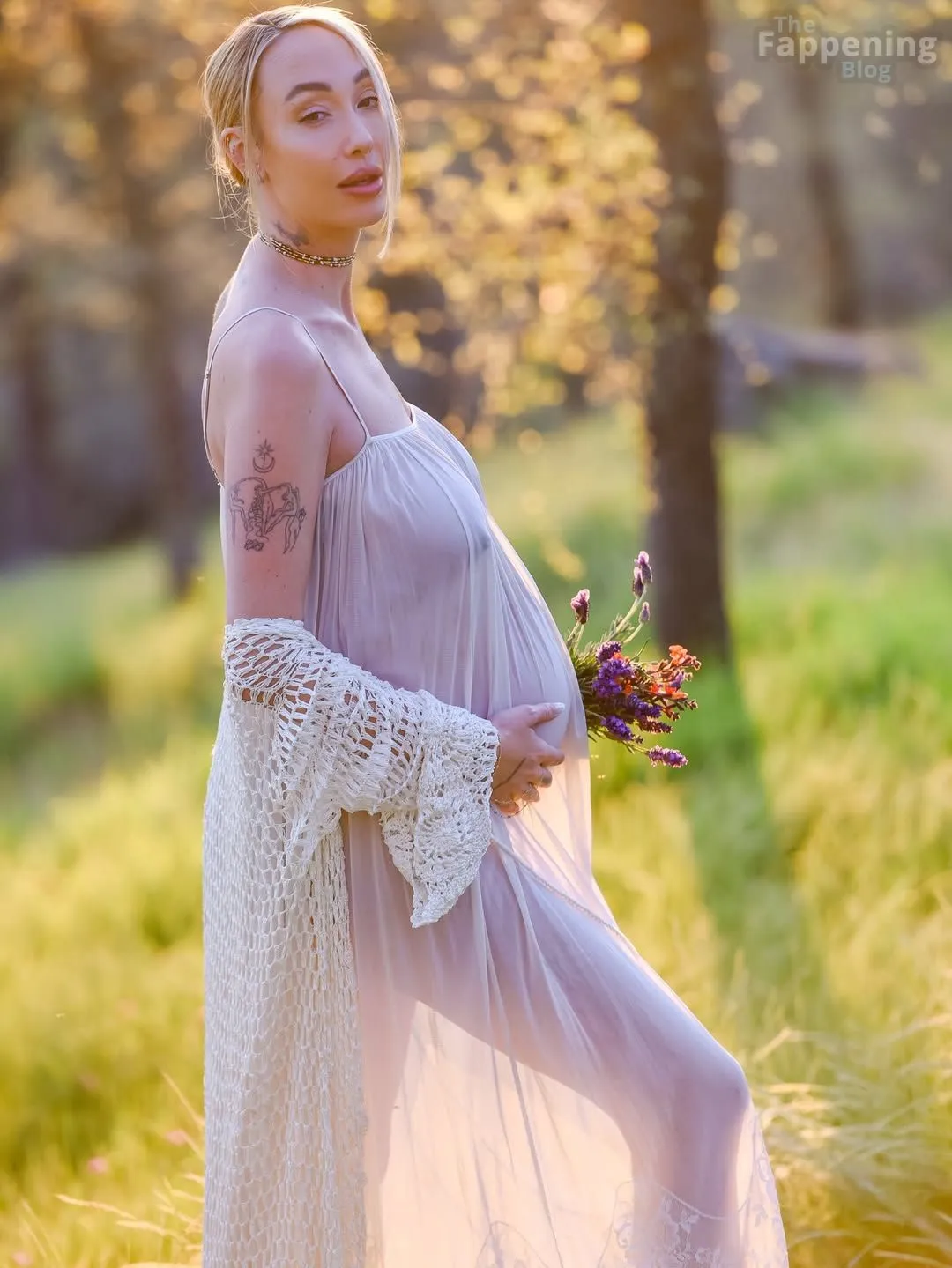 Leia Contois Nude (12 Photos)