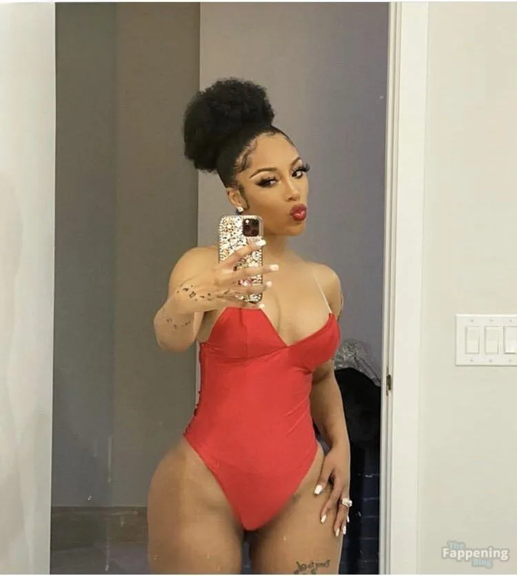 K. Michelle Nude & Sexy Collection (8 Photos)