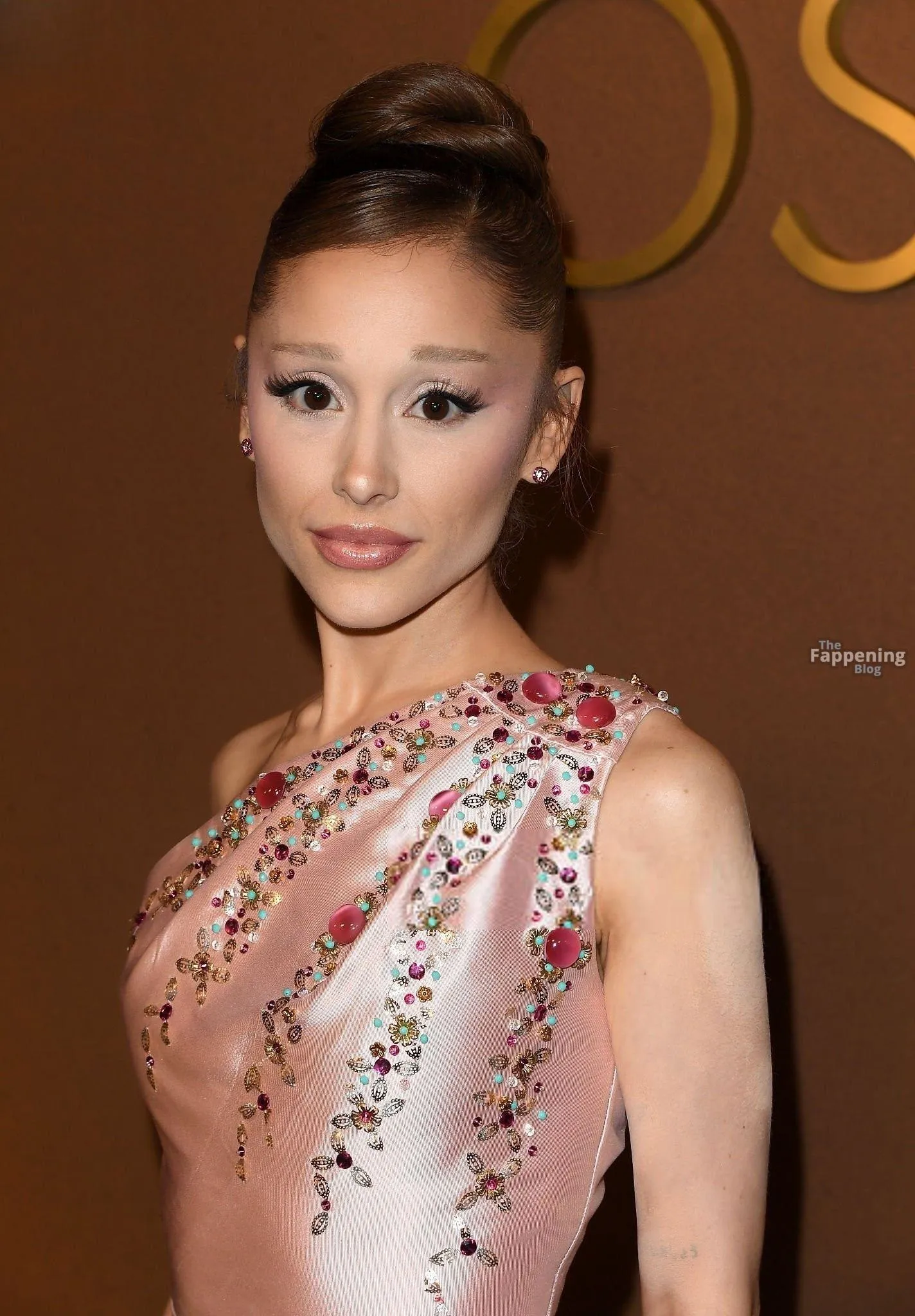 Ariana Grande Hot (9 Photos)