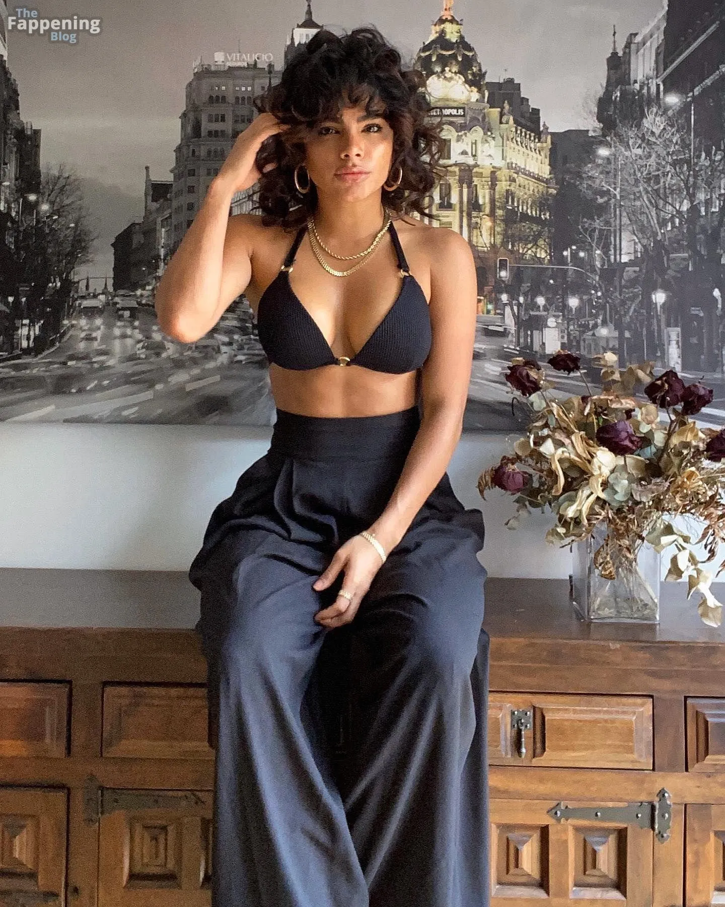 Yany Prado Sexy (9 Photos)