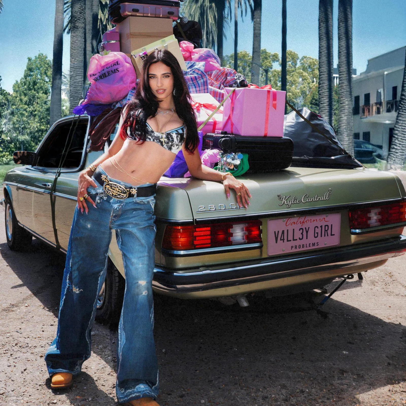Kylie Cantrall Displays Her Abs in a Valley Girl Shoot (9 Photos)