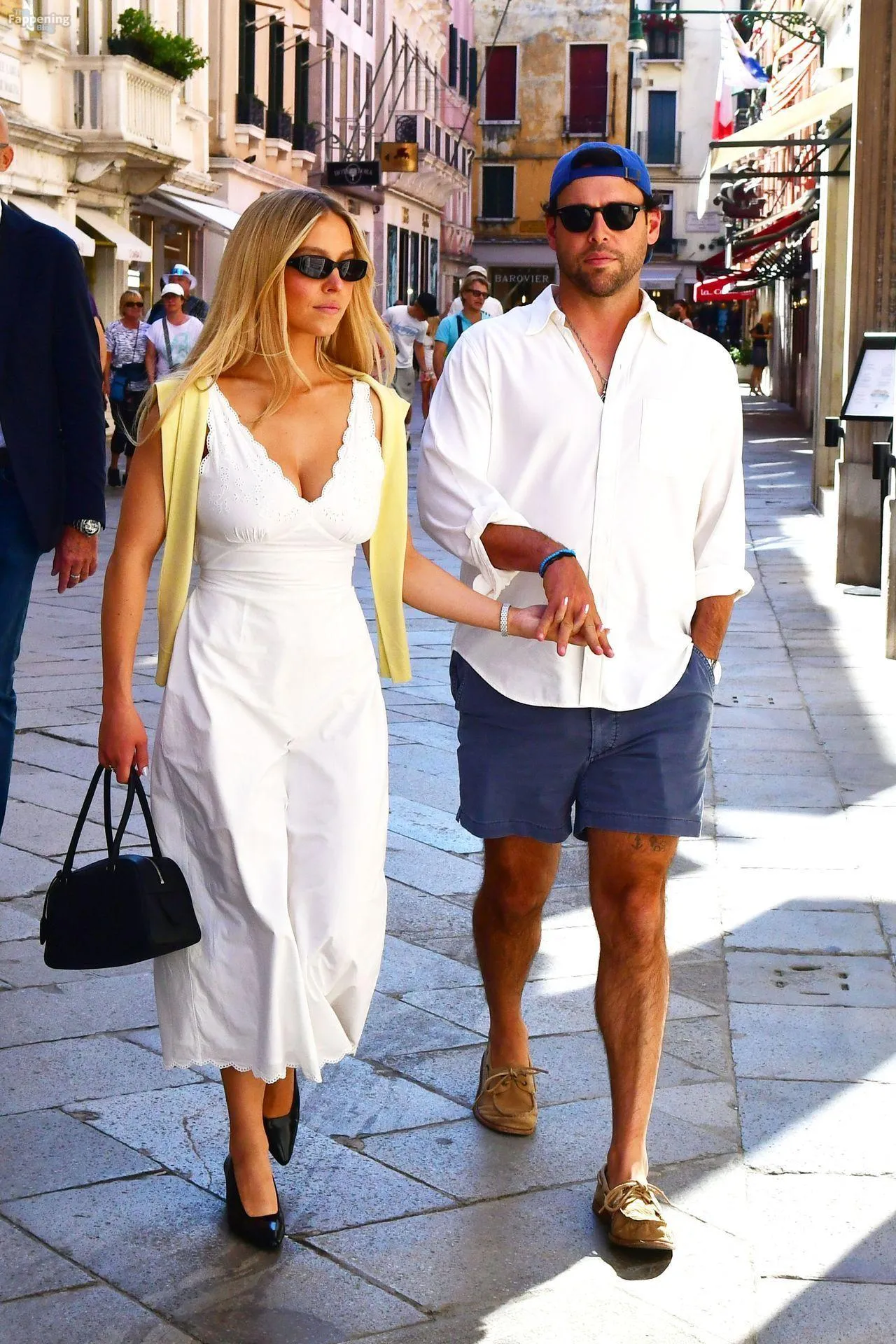 Sydney Sweeney and Her Boyfriend Scooter Braun Take Their Love to Venice (94 Photos)